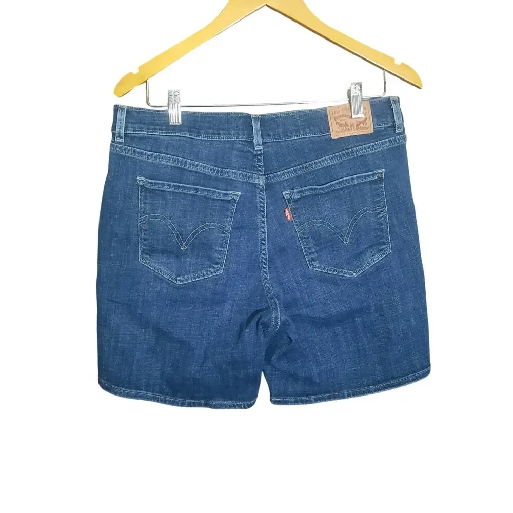 Levi's Womens Classic Shorts 5 Pocket Design Zip Fly Bermuda Denim Size 30